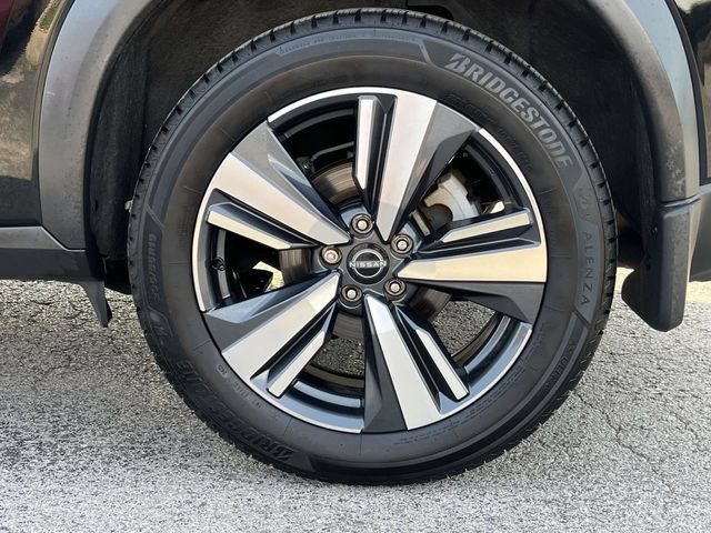 Used 2022 Nissan Rogue SL w/ SL Premium Package FWD image 11