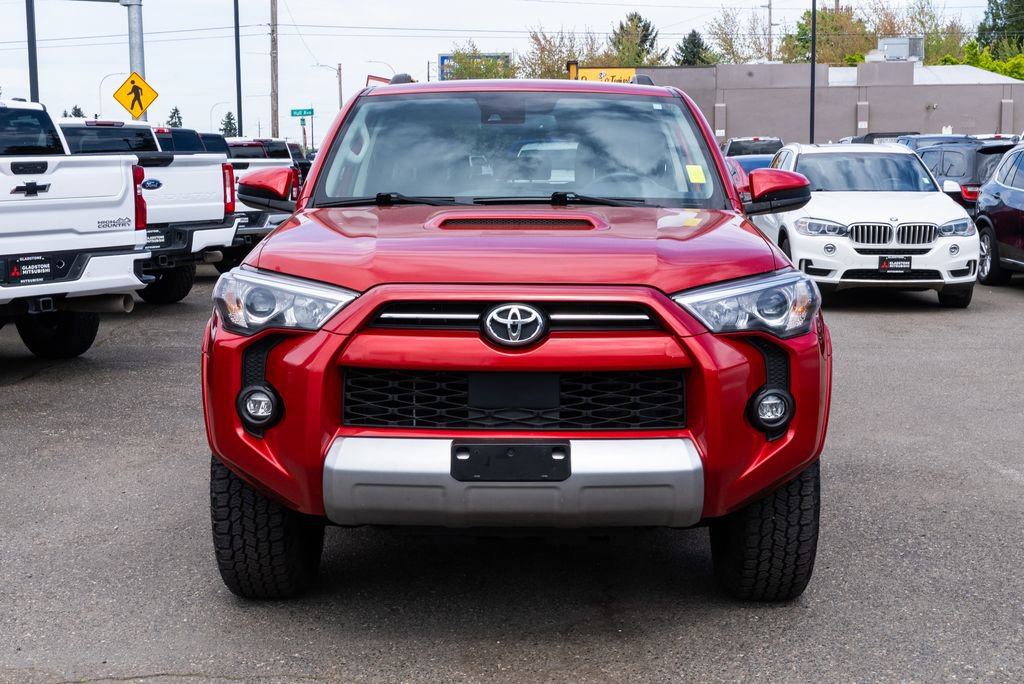 Used 2022 Toyota 4Runner TRD Off-Road AWD/4WD image 2
