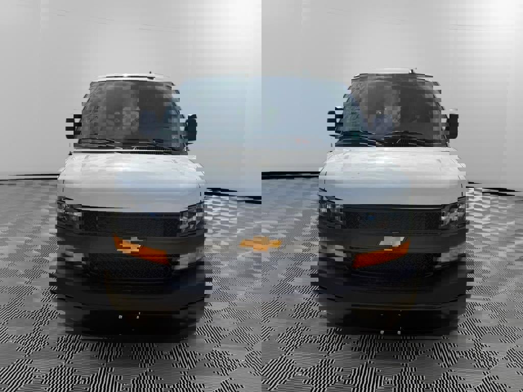 New 2025 Chevrolet Express 2500 w/ Driver Convenience Package video 2