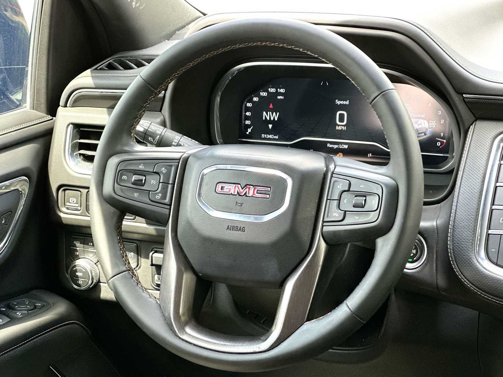 Used 2023 GMC Yukon AT4 w/ AT4 Premium Plus Package AWD/4WD image 27