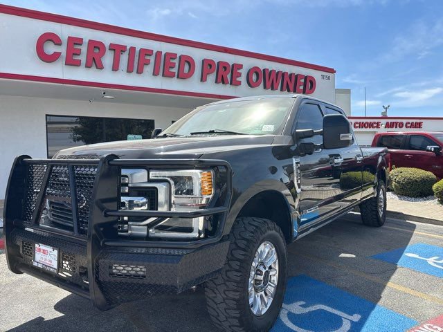 Used 2020 Ford F350 Limited AWD/4WD image 3