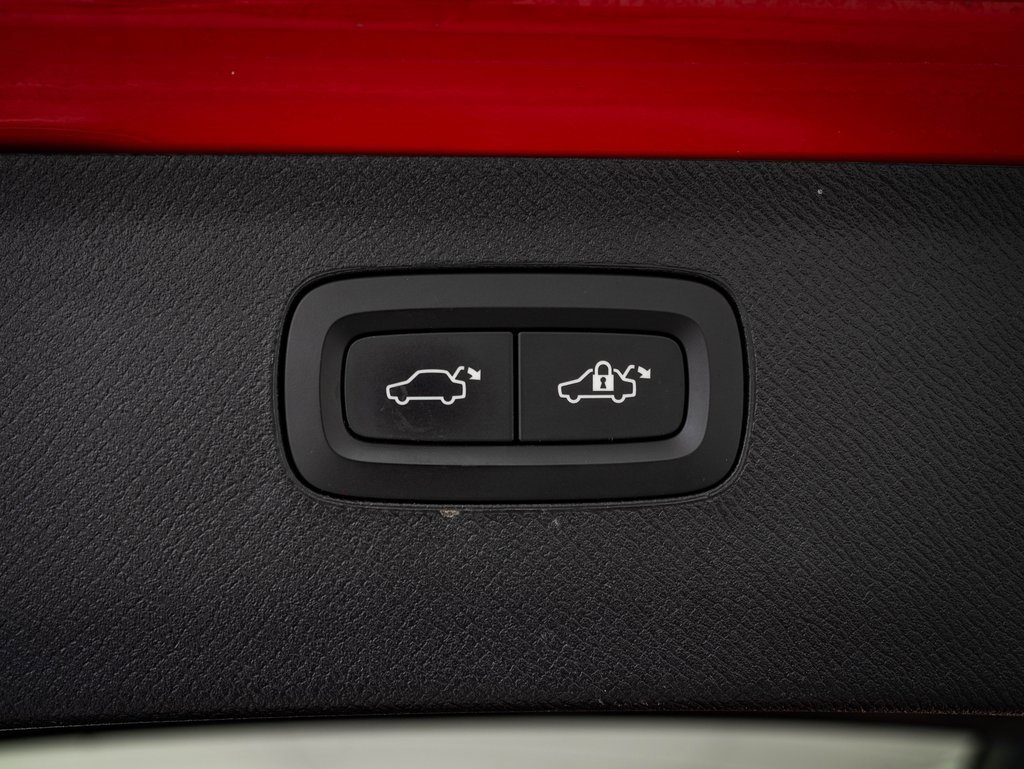 Used 2018 Volvo XC90 T5 R-Design w/ Convenience Package image 23