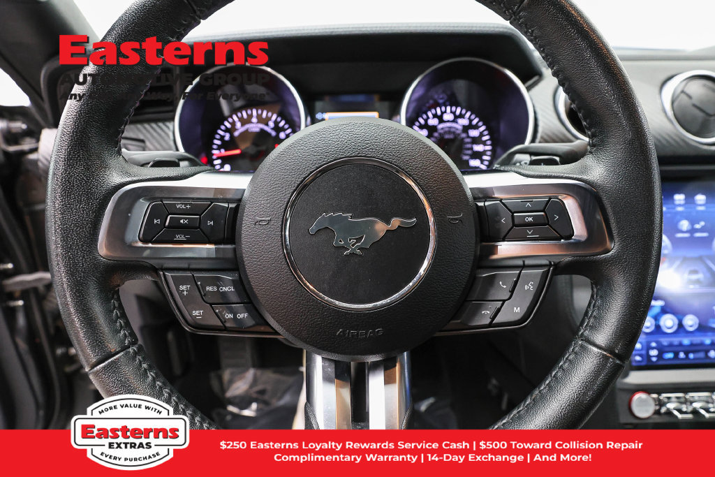Used 2019 Ford Mustang Coupe RWD image 11