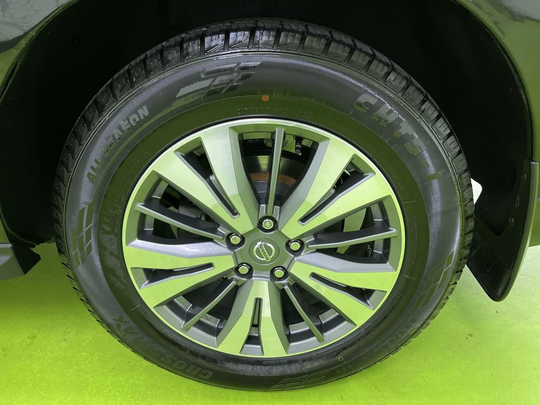 Used 2020 Nissan Pathfinder S image 15