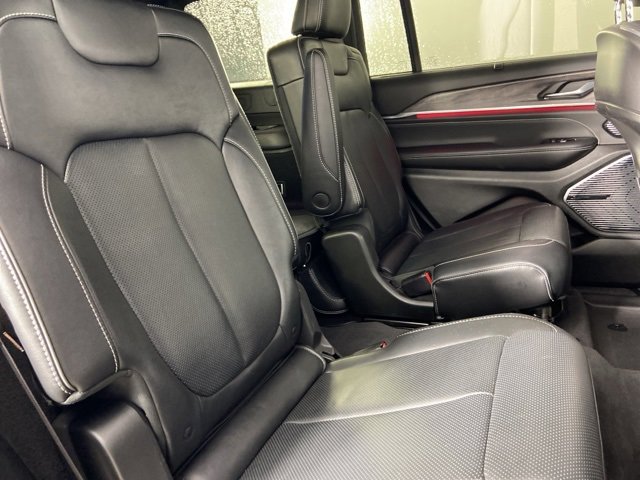 Used 2022 Jeep Grand Cherokee L Overland w/ Luxury Tech Group IV image 27