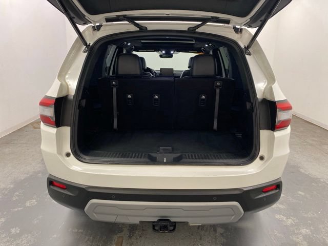Used 2025 Honda Pilot TrailSport image 29