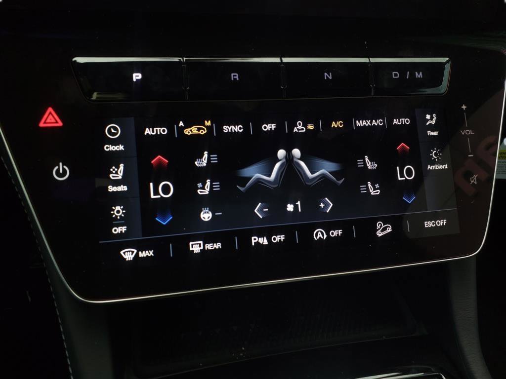 New 2024 Maserati Grecale GT image 6