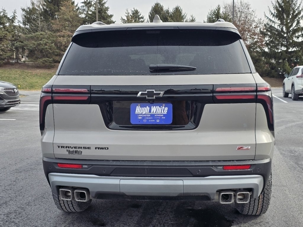 New 2026 Chevrolet Traverse Z71 w/ Enhanced Driving Package image 11