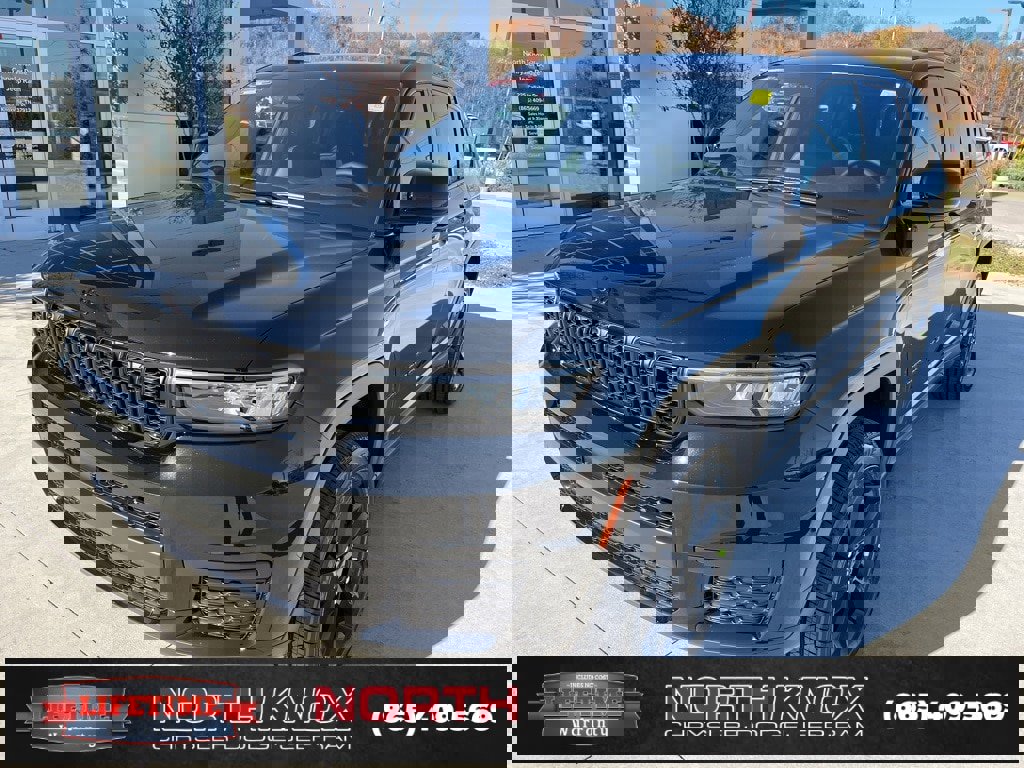 New 2025 Jeep Grand Cherokee L Altitude image 1