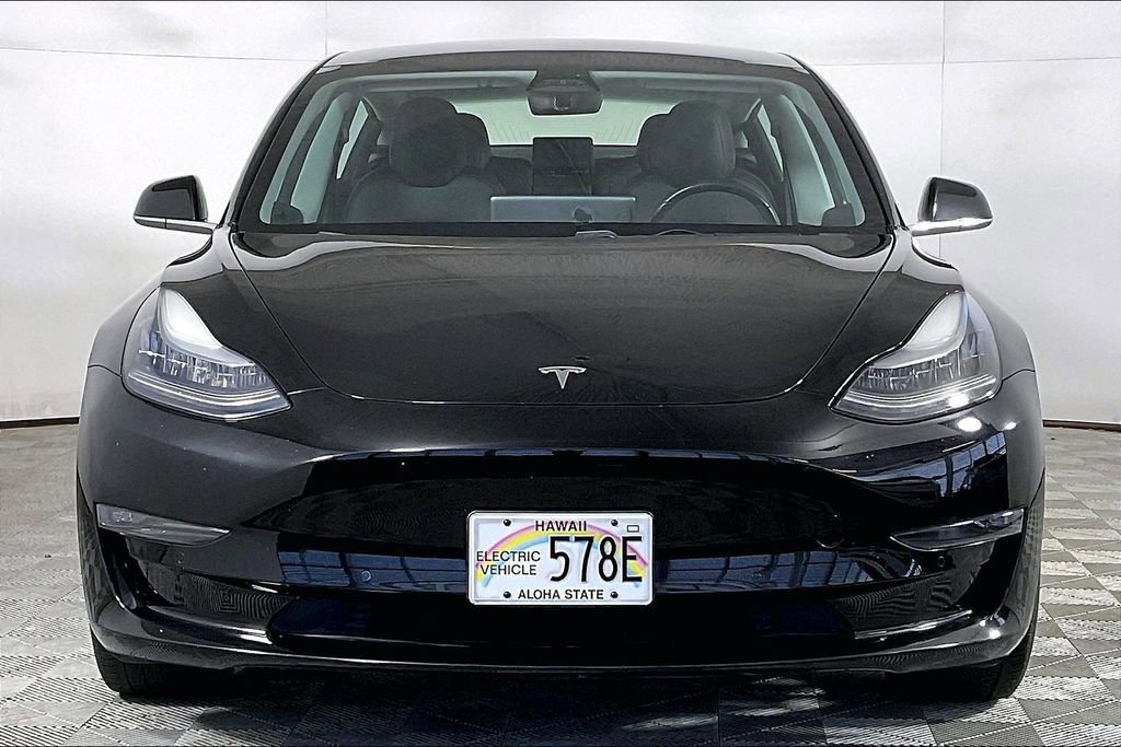 Used 2018 Tesla Model 3 Mid Range RWD image 2