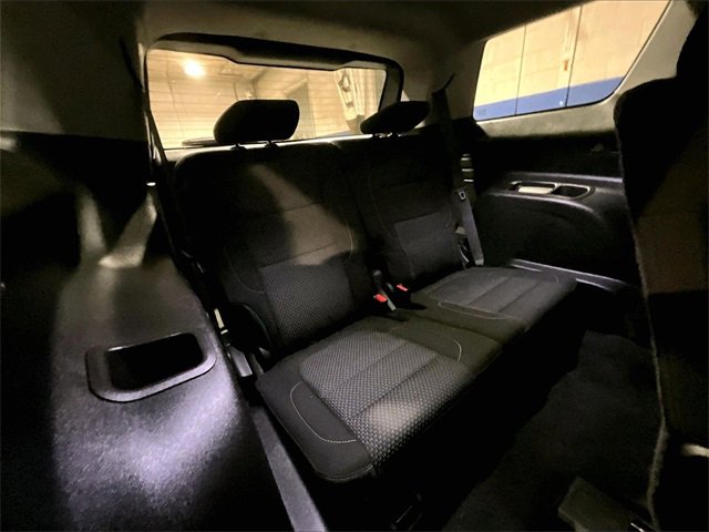 Used 2022 GMC Acadia SLE image 28