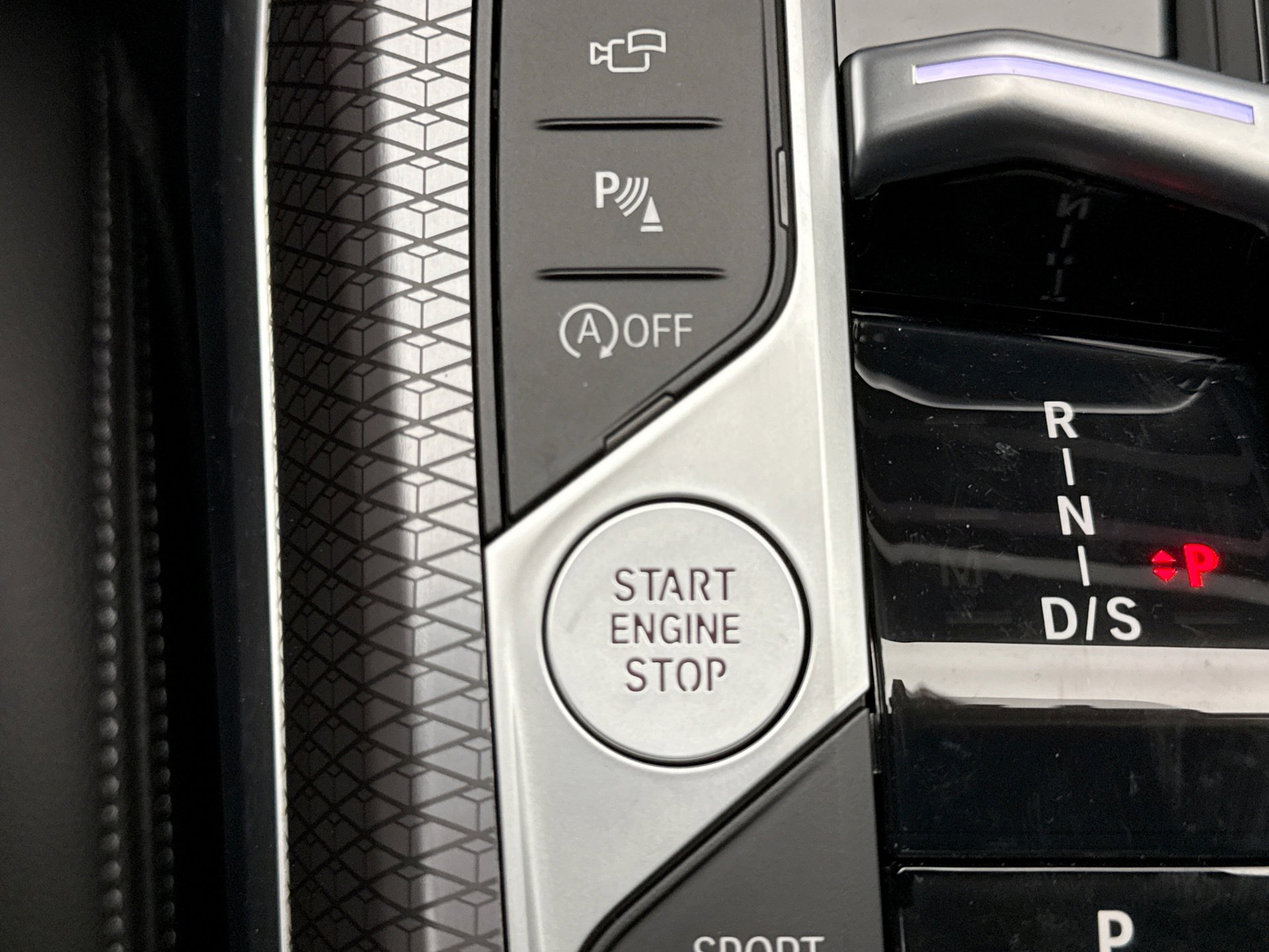 Used 2025 BMW 330i xDrive Sedan w/ M Sport Package image 22