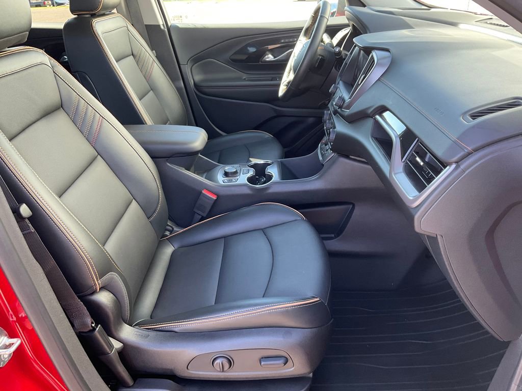 Used 2024 GMC Terrain AT4 w/ Tech Package image 21