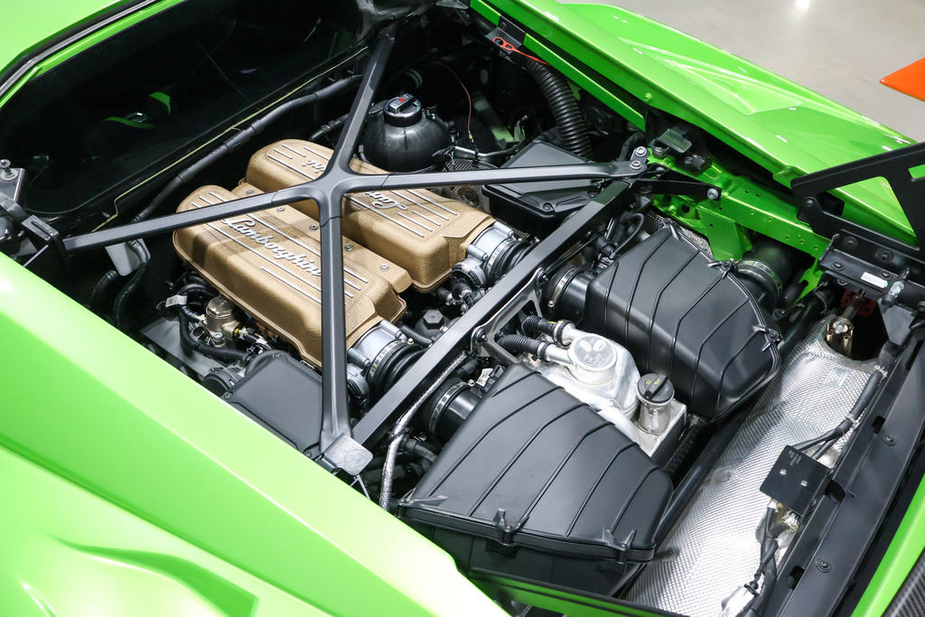 Used 2022 Lamborghini Huracan STO image 36