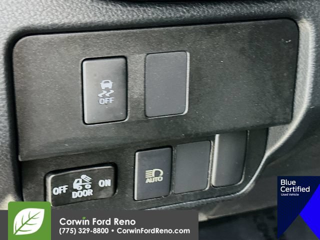 Used 2020 Toyota Tacoma SR AWD/4WD image 13