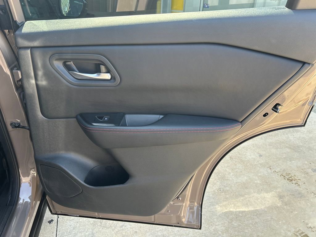 Used 2025 Nissan Rogue Rock Creek w/ Rock Creek Premium Package image 38