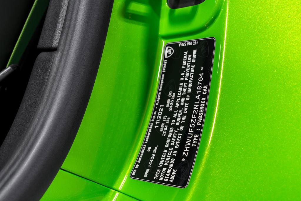 Used 2022 Lamborghini Huracan EVO RWD image 11