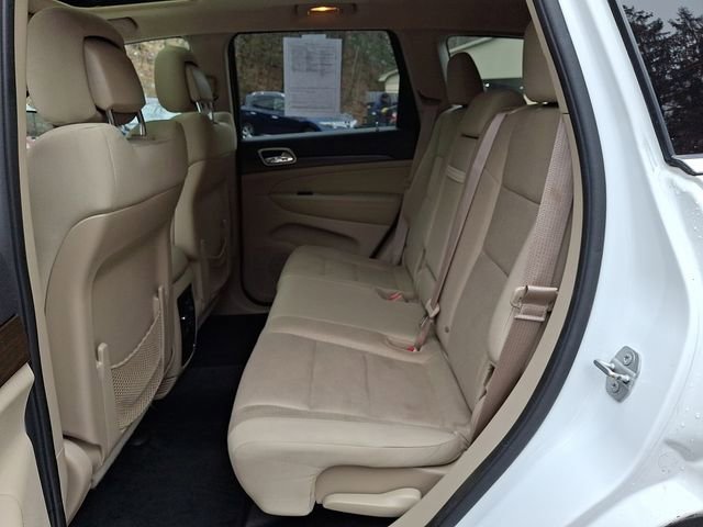 Used 2015 Jeep Grand Cherokee Laredo w/ Quick Order Package 23E image 12