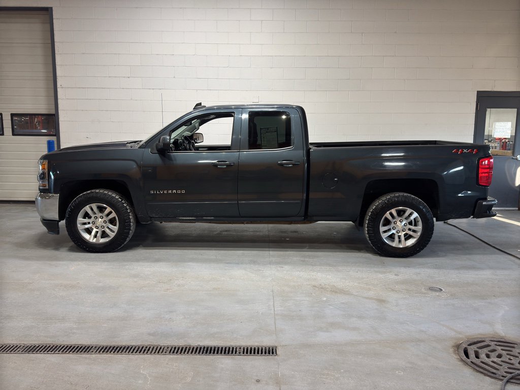 Used 2019 Chevrolet Silverado 1500 LT w/ All Star Edition image 2