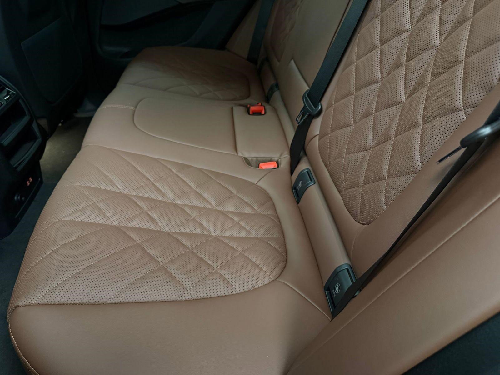 New 2026 BMW X5 xDrive50e image 22