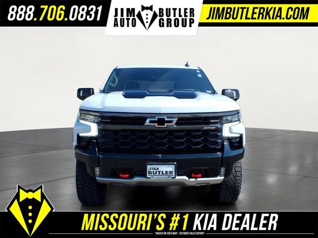Used 2023 Chevrolet Silverado 1500 ZR2 w/ Technology Package AWD/4WD image 28