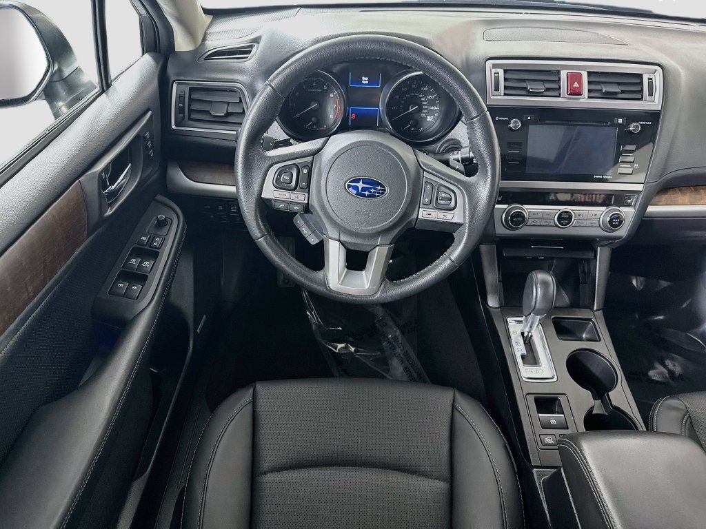 Used 2017 Subaru Outback 3.6R Limited AWD/4WD image 3