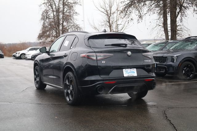 New 2025 Alfa Romeo Stelvio Sprint AWD/4WD image 5