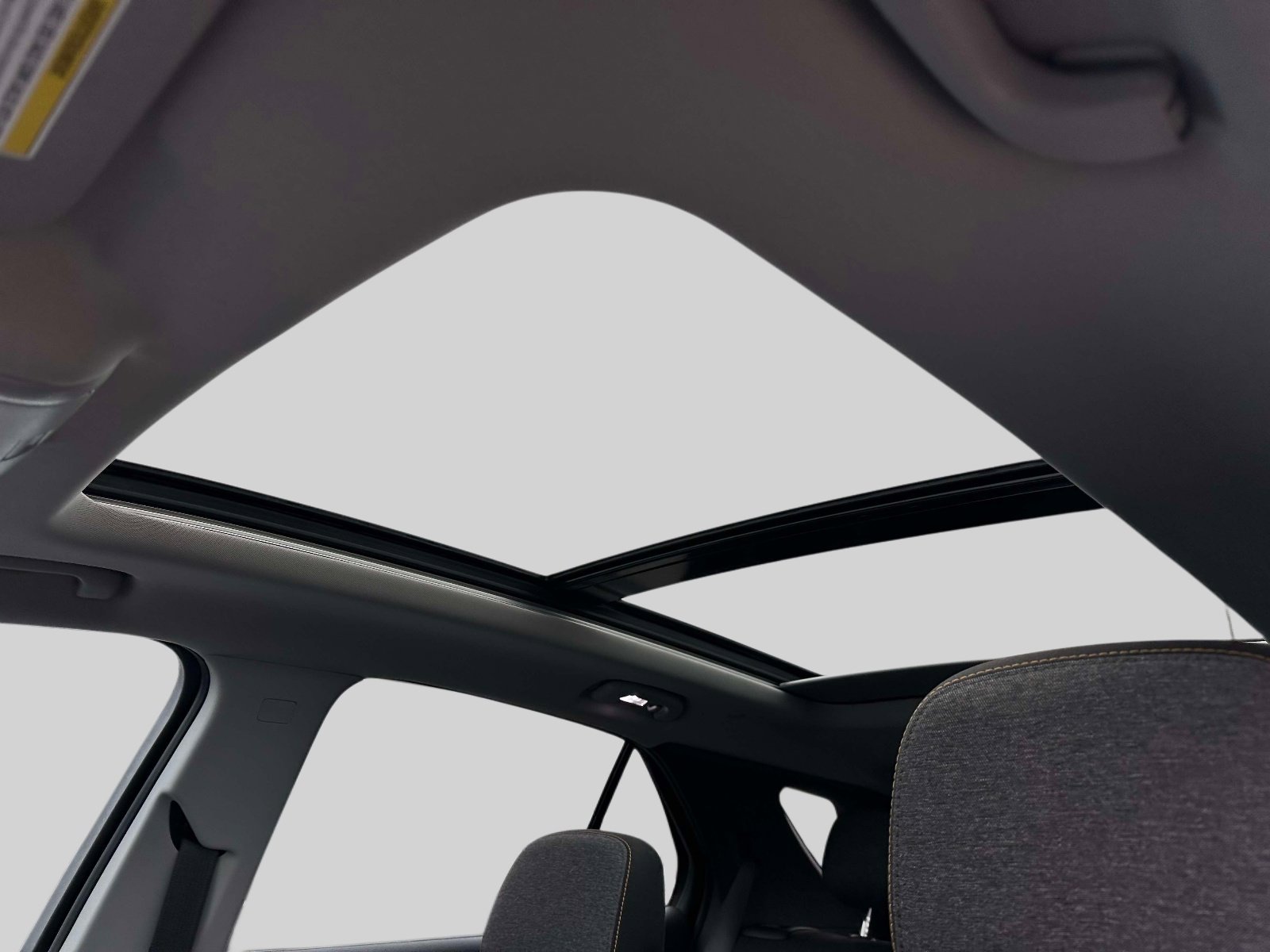 Used 2023 Chevrolet Equinox LT image 24