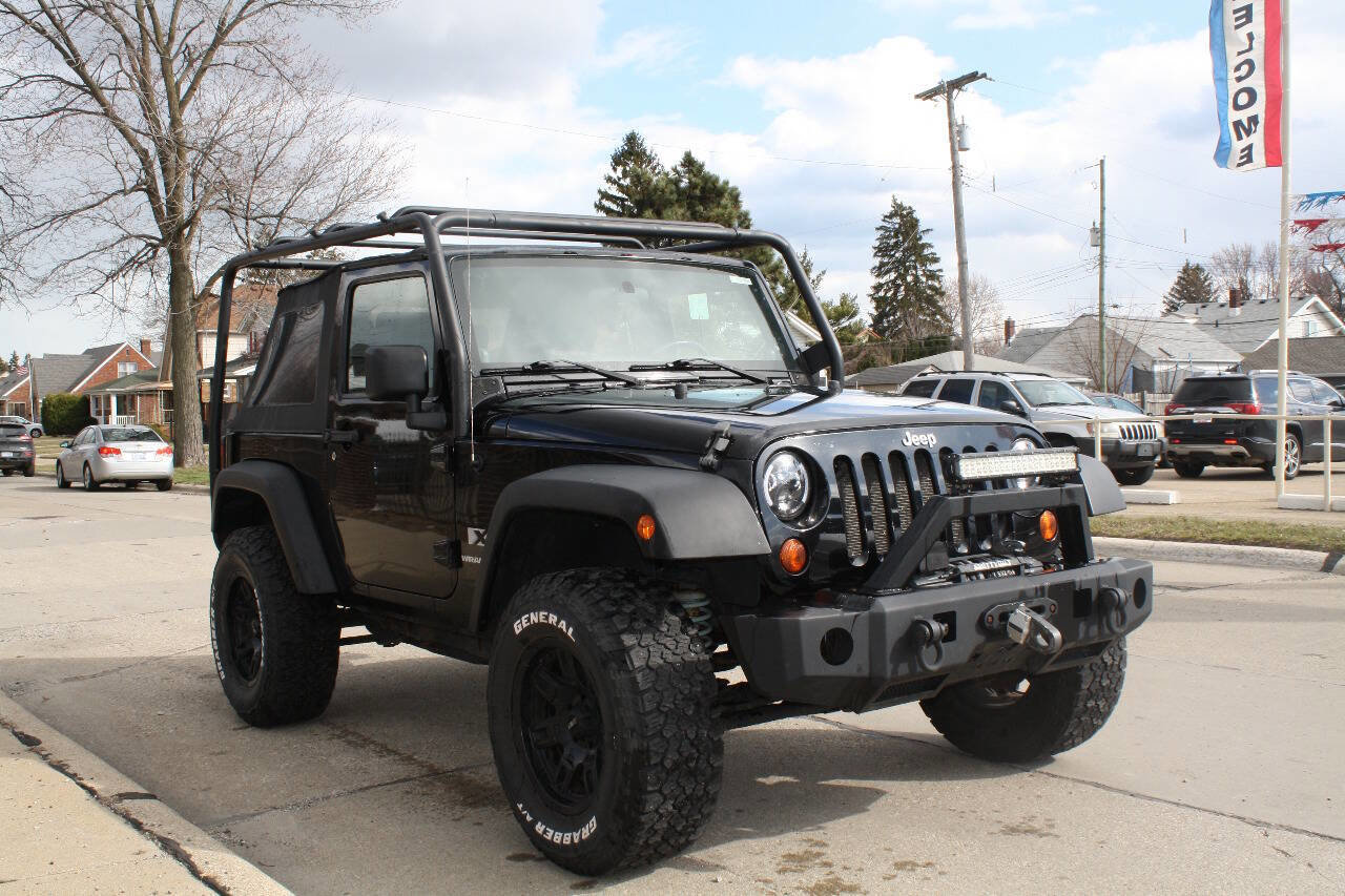Used 2008 Jeep Wrangler X AWD/4WD image 4