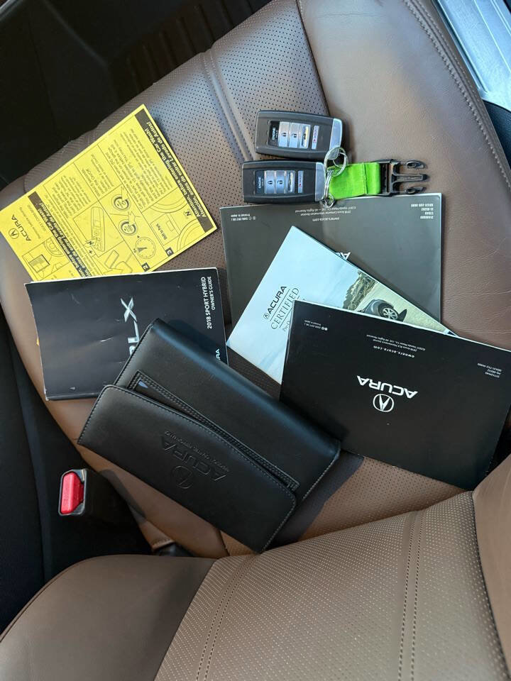 Used 2018 Acura RLX Sport Hybrid w/ Advance Pkg image 26