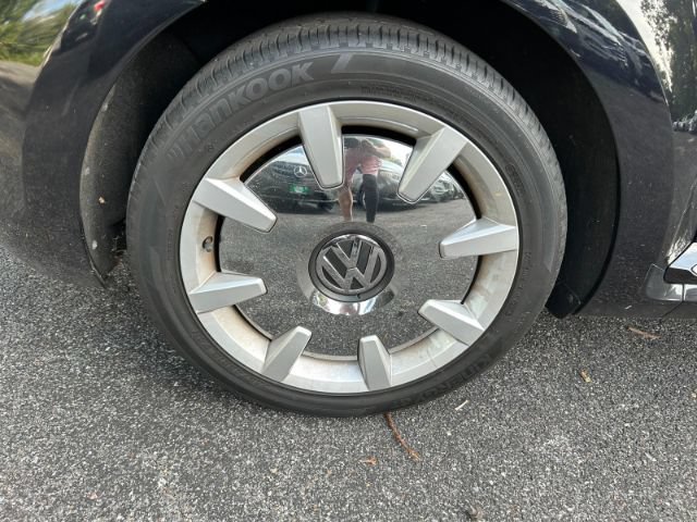 Used 2017 Volkswagen Beetle 1.8T SEL w/ Beetle Lighting Package FWD image 36