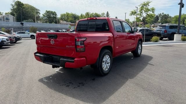 Used 2022 Nissan Frontier SV AWD/4WD image 3