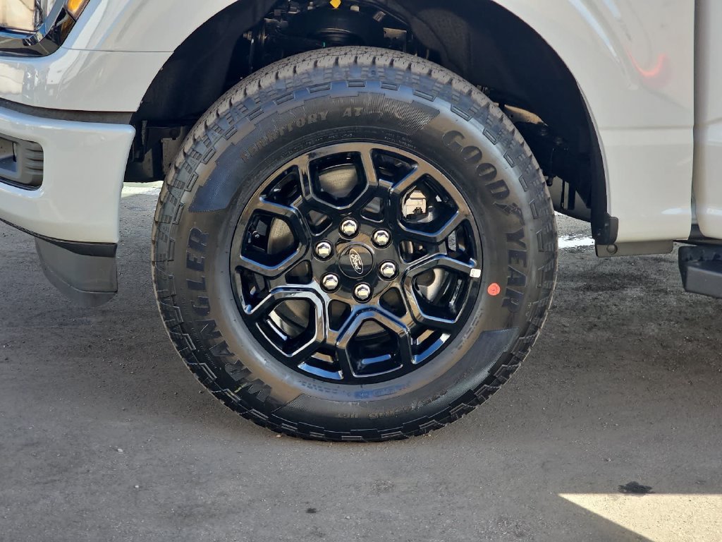 New 2026 Ford F150 XLT w/ FX4 Off-Road Package AWD/4WD image 35