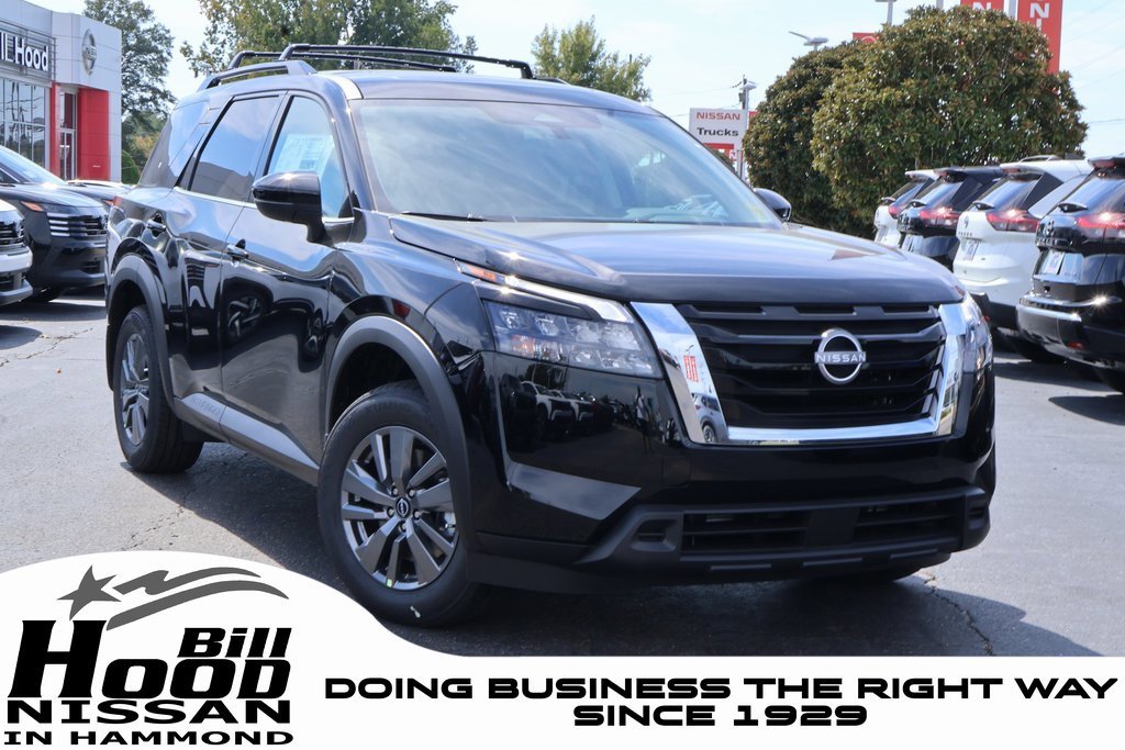New 2025 Nissan Pathfinder SV