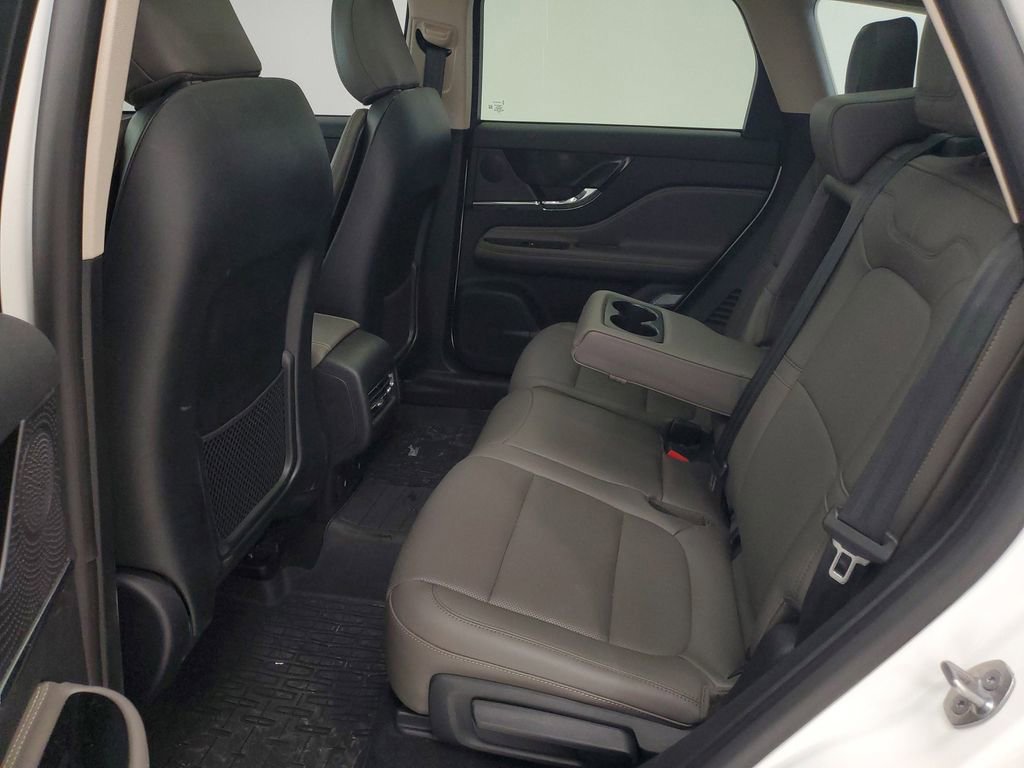 Used 2024 Lincoln Corsair AWD w/ Equipment Group 101A image 23