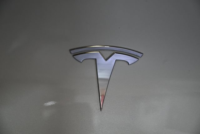 Used 2023 Tesla Model Y Long Range AWD/4WD image 10