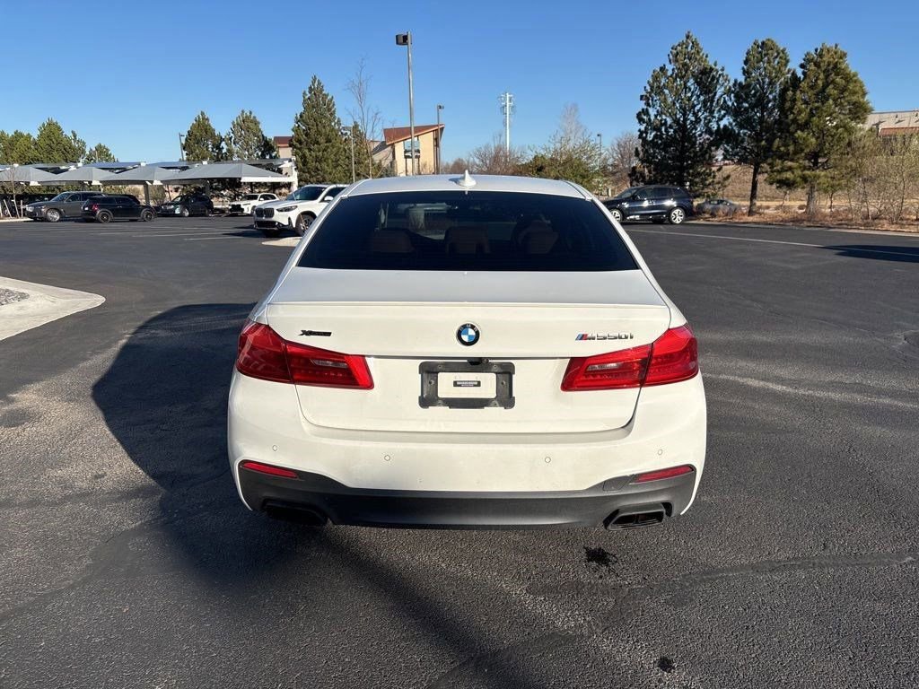 Used 2020 BMW M550i xDrive image 4