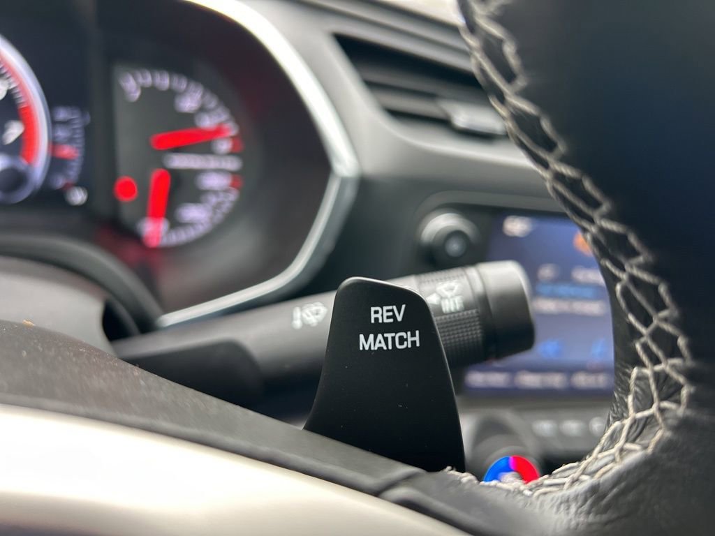 Used 2015 Chevrolet Corvette Stingray Coupe w/ 2LT Preferred Equipment Group image 19