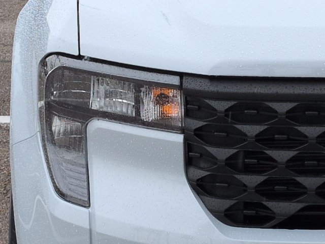 New 2026 Ford Maverick XLT FWD image 10