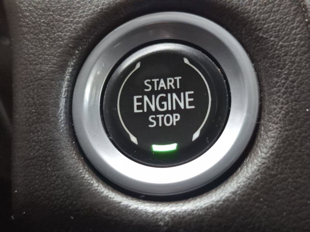 Used 2021 Chevrolet Tahoe Z71 image 29