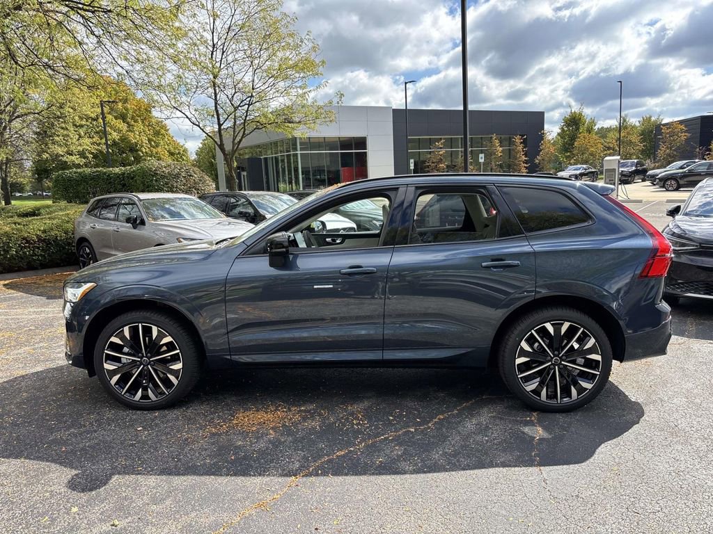 New 2026 Volvo XC60 B5 Ultra w/ Protection Package Premier image 4