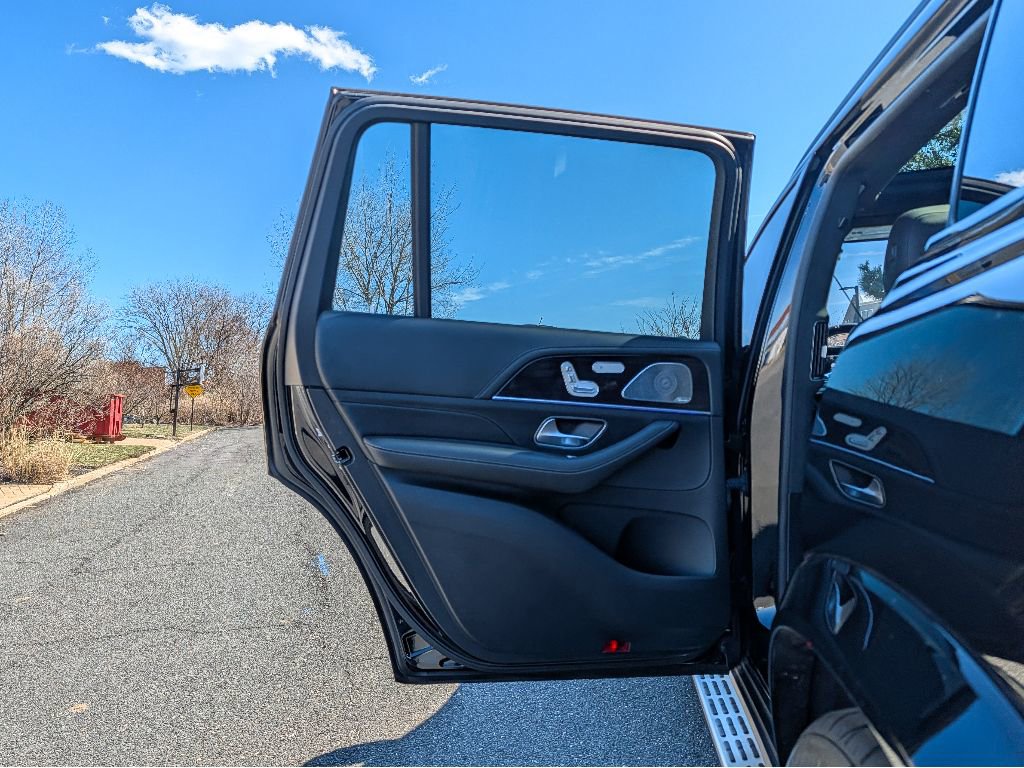 Used 2021 Mercedes-Benz GLS 63 AMG 4MATIC image 11