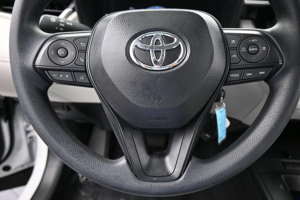Used 2026 Toyota Corolla Cross L FWD image 29