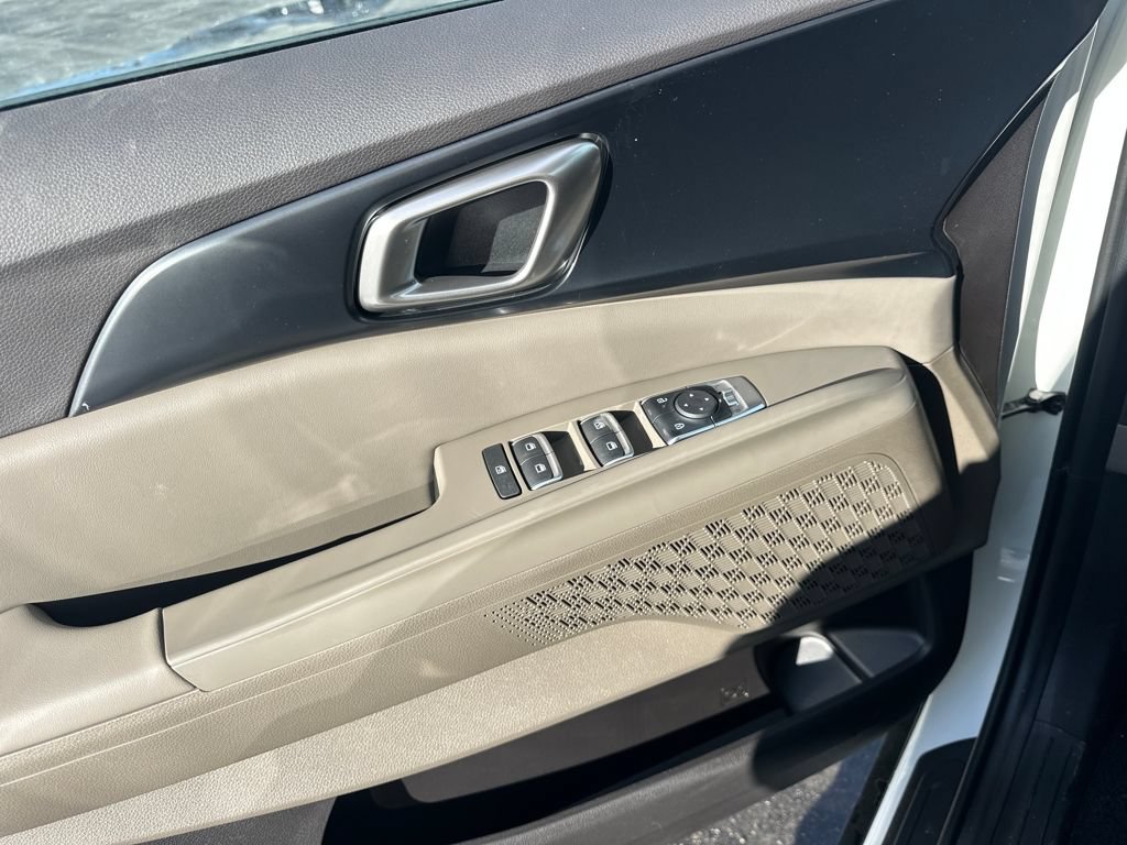 New 2026 Kia Carnival FWD image 10