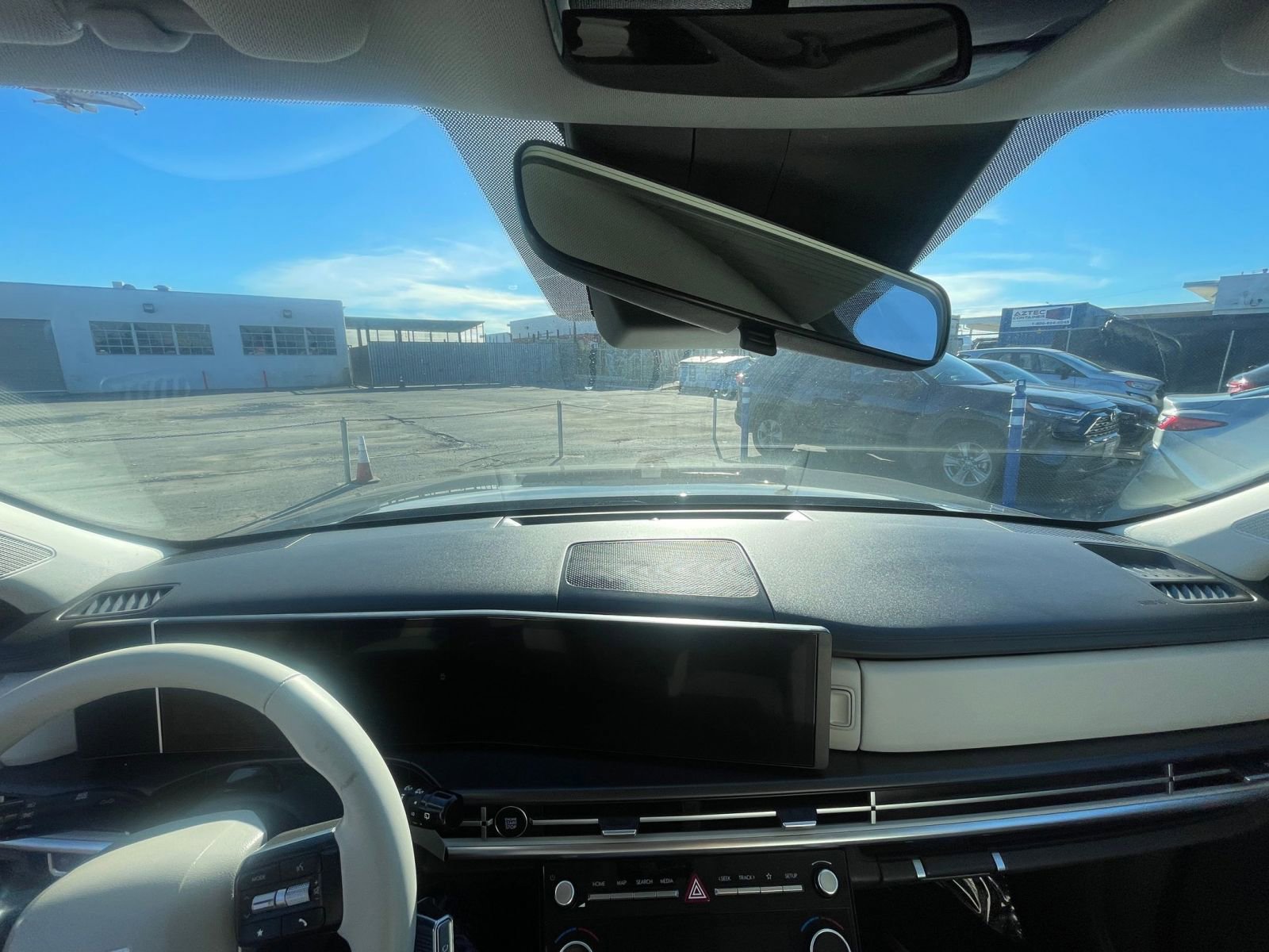 Used 2025 Hyundai Santa Fe SEL image 33