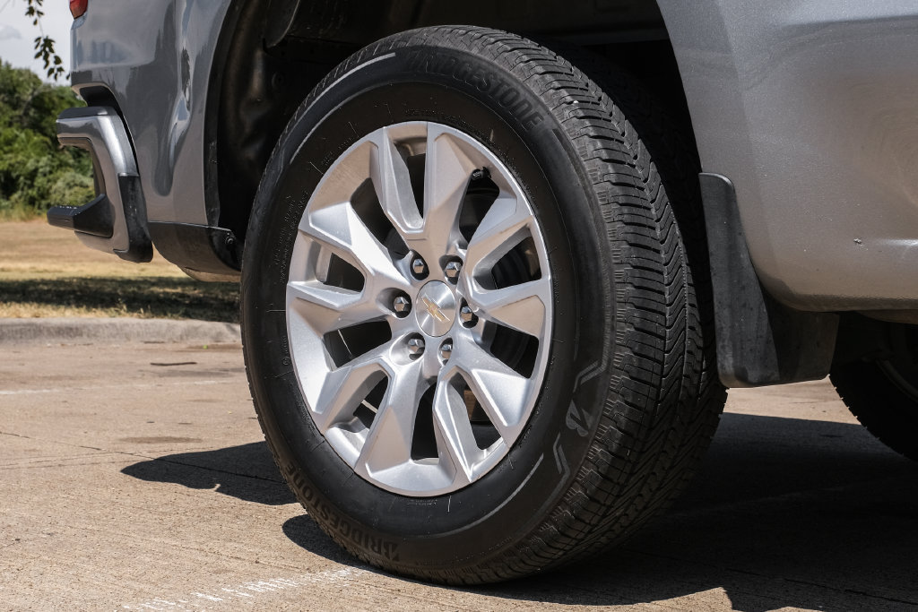 Used 2024 Chevrolet Silverado 1500 Custom RWD image 59