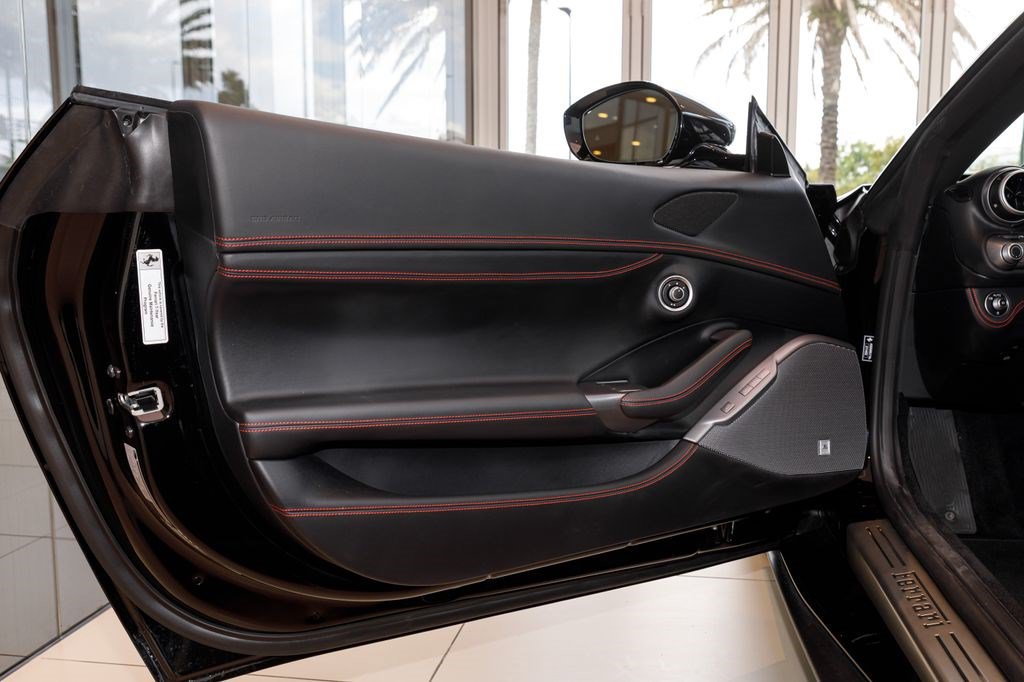 Used 2023 Ferrari Portofino M RWD image 26
