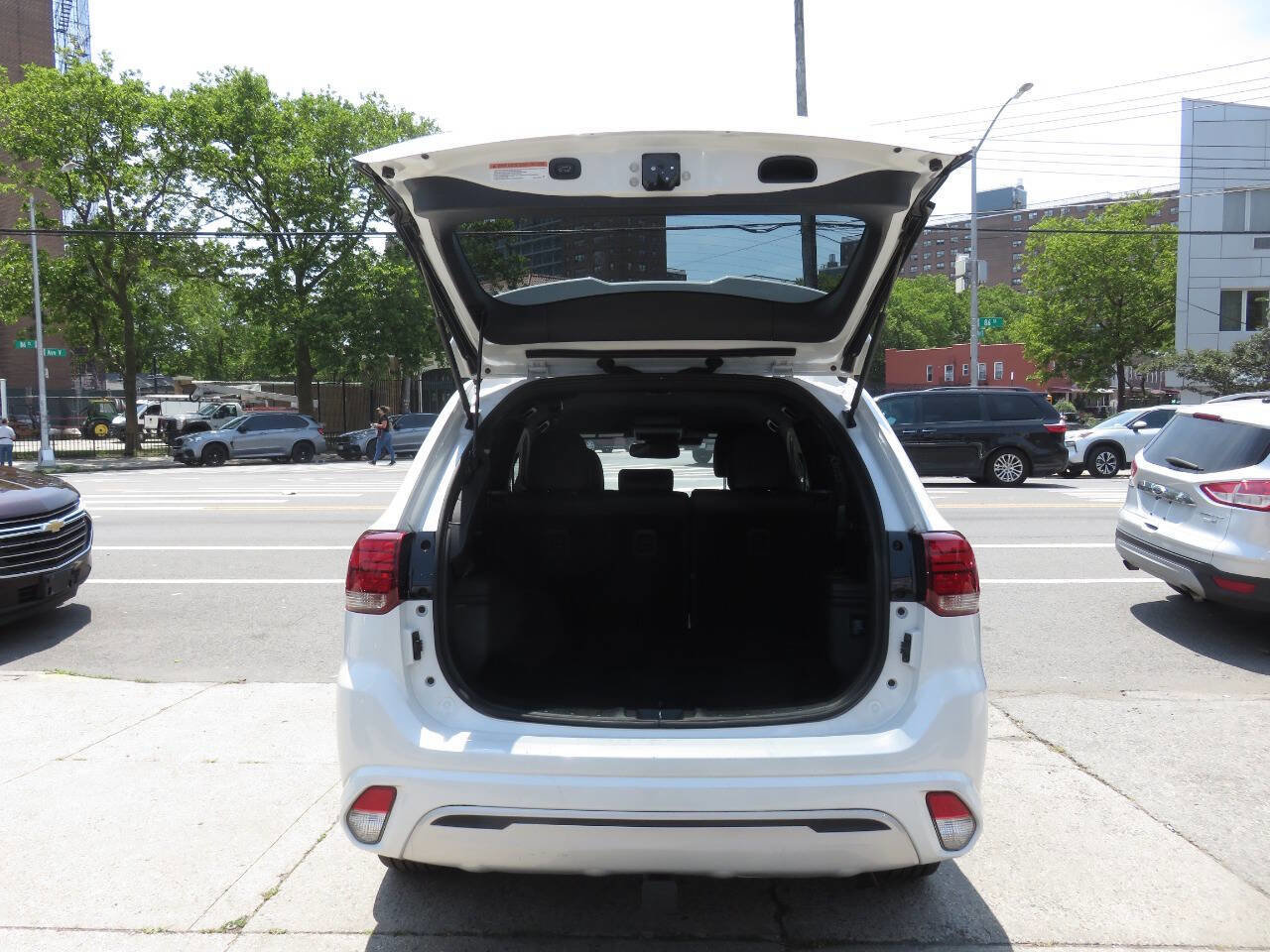Used 2020 Mitsubishi Outlander SEL image 22