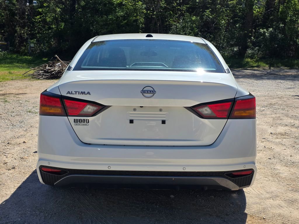 New 2026 Nissan Altima 2.5 SV image 3