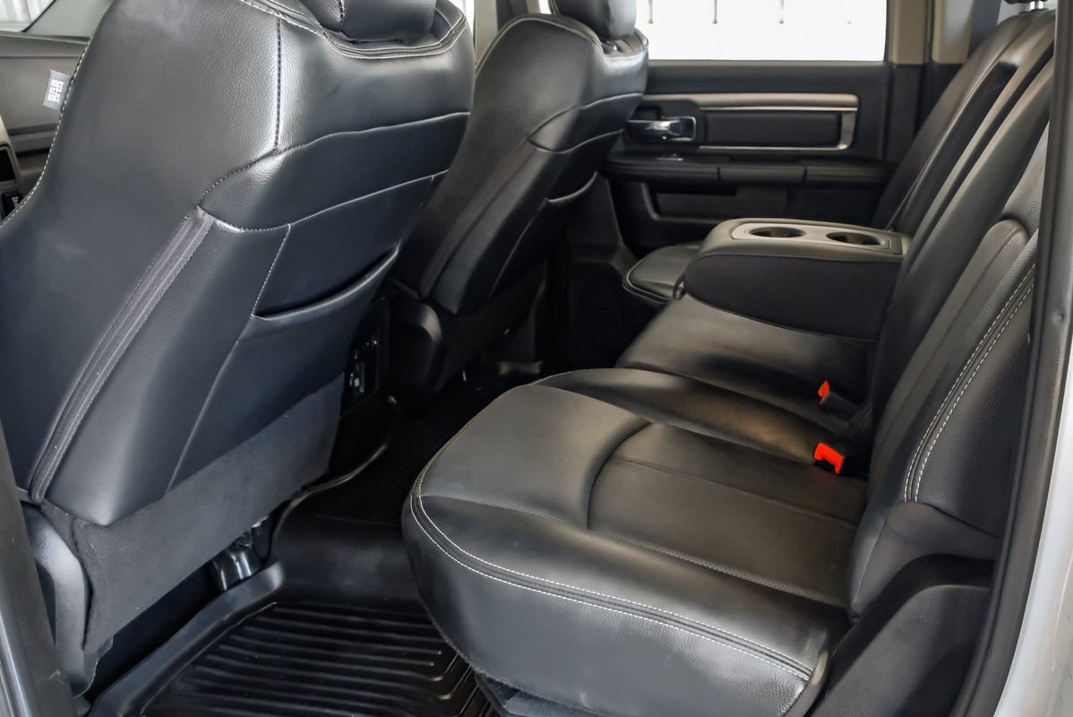 Used 2018 RAM 2500 Laramie w/ Sport Appearance Group AWD/4WD image 36